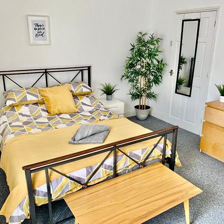 Contemporary 2 Bedroom Victorian Town House - Sleeps Up To 6 Kimberley  Dış mekan fotoğraf