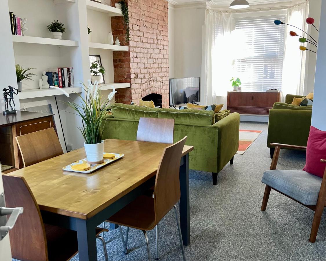 Contemporary 2 Bedroom Victorian Town House - Sleeps Up To 6 Kimberley  Dış mekan fotoğraf